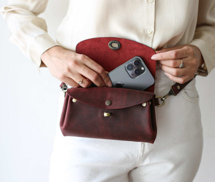 Leather Bag Making Class in Tbilisi