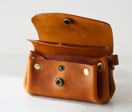 Leather Wallet Making Class in Tbilisi